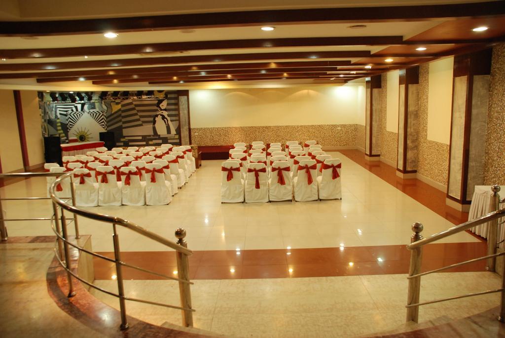 Hotel Ganga Ratan Agra  Exteriör bild