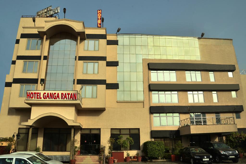 Hotel Ganga Ratan Agra  Exteriör bild