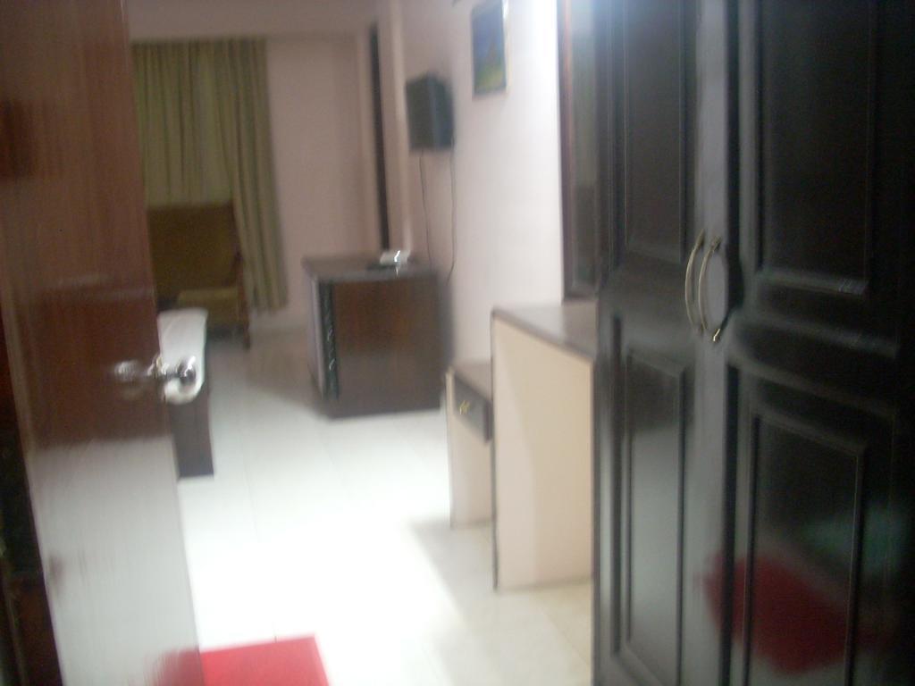 Hotel Ganga Ratan Agra  Rum bild