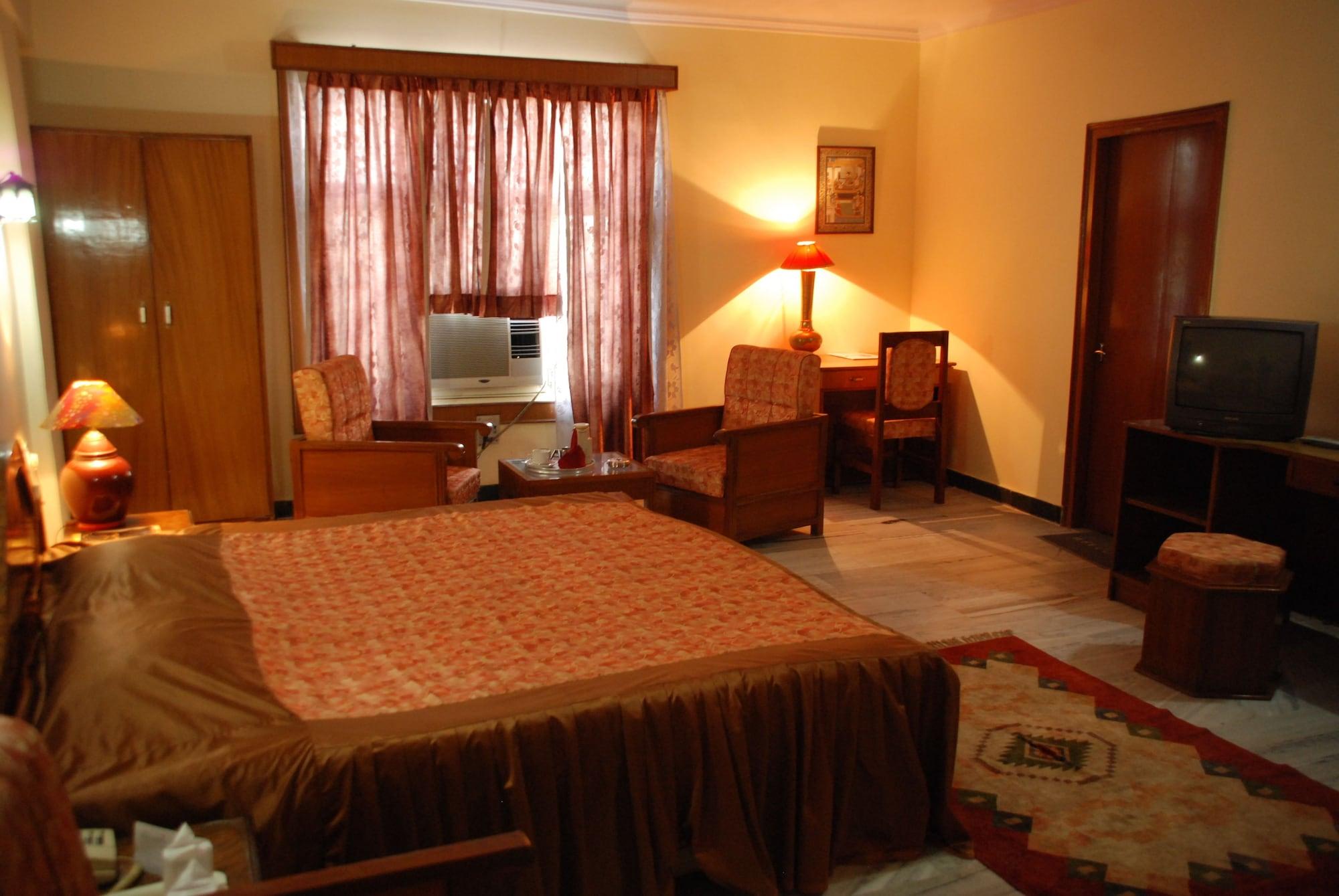 Hotel Ganga Ratan Agra  Exteriör bild