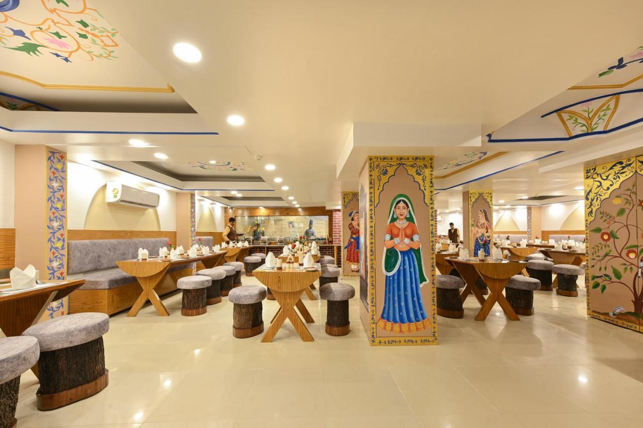 Hotel Ganga Ratan Agra  Exteriör bild