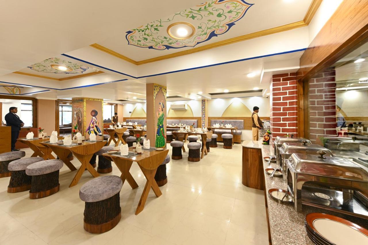 Hotel Ganga Ratan Agra  Exteriör bild