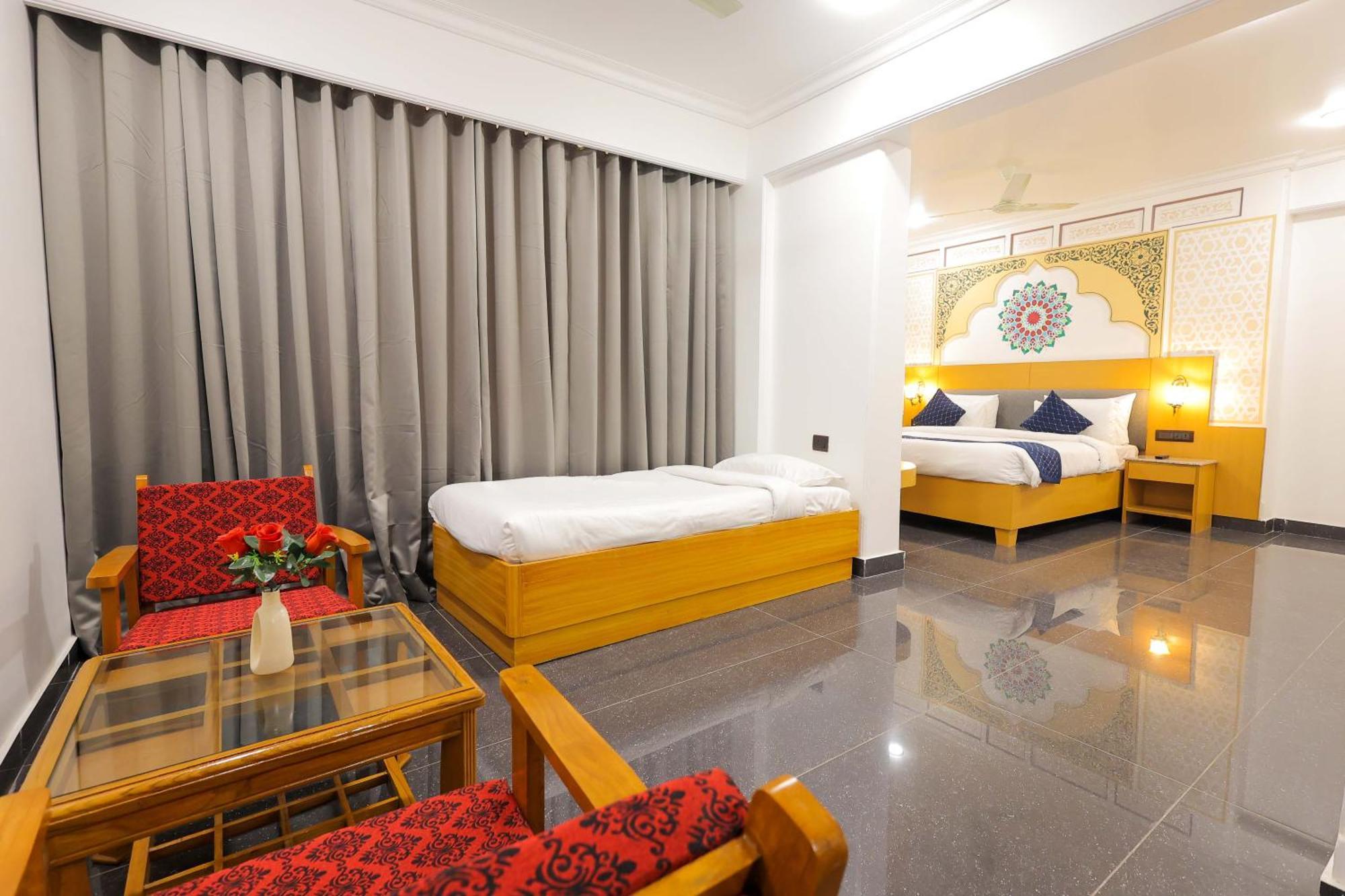 Hotel Ganga Ratan Agra  Exteriör bild