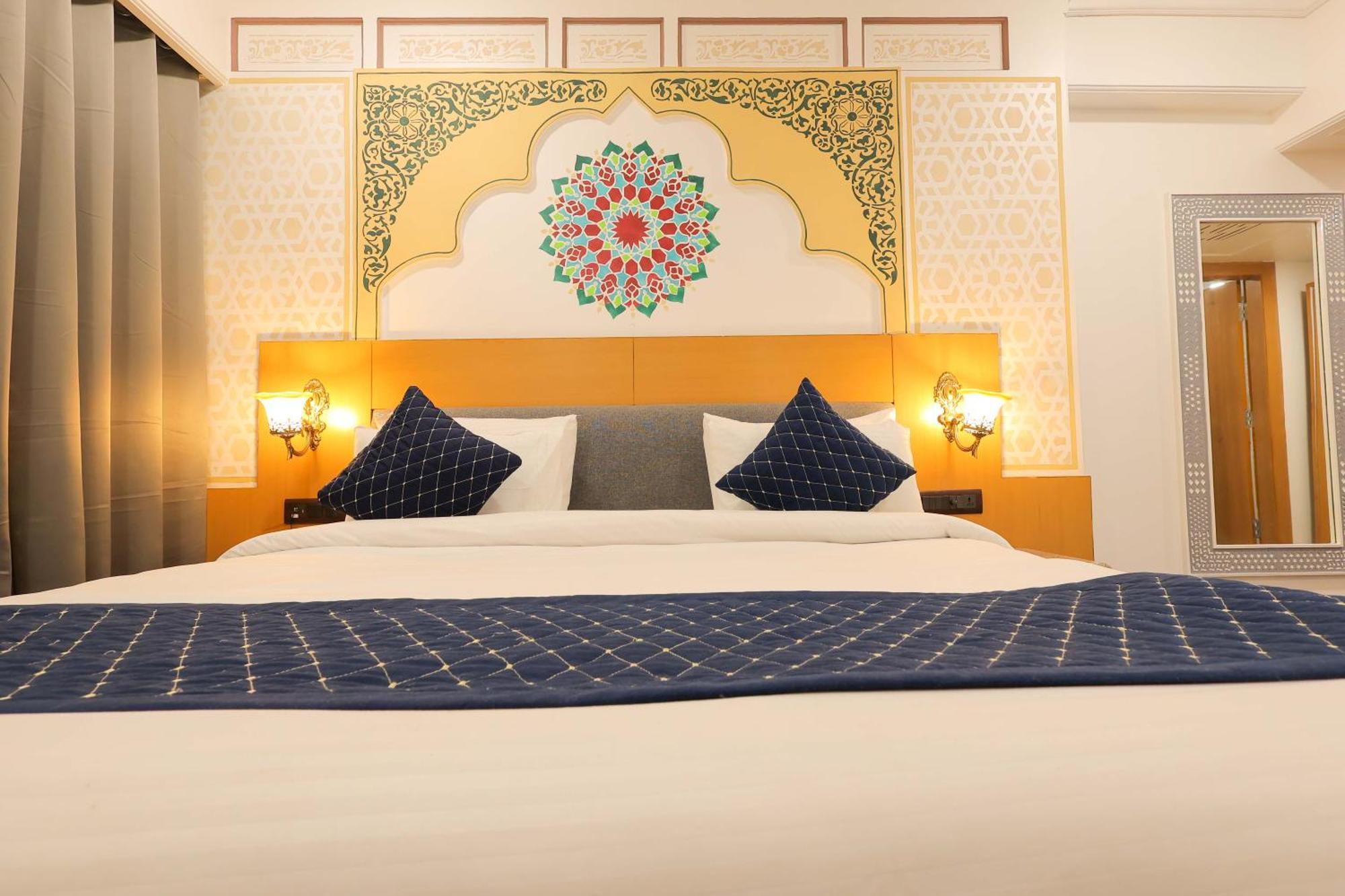Hotel Ganga Ratan Agra  Exteriör bild