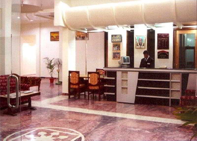 Hotel Ganga Ratan Agra  Exteriör bild