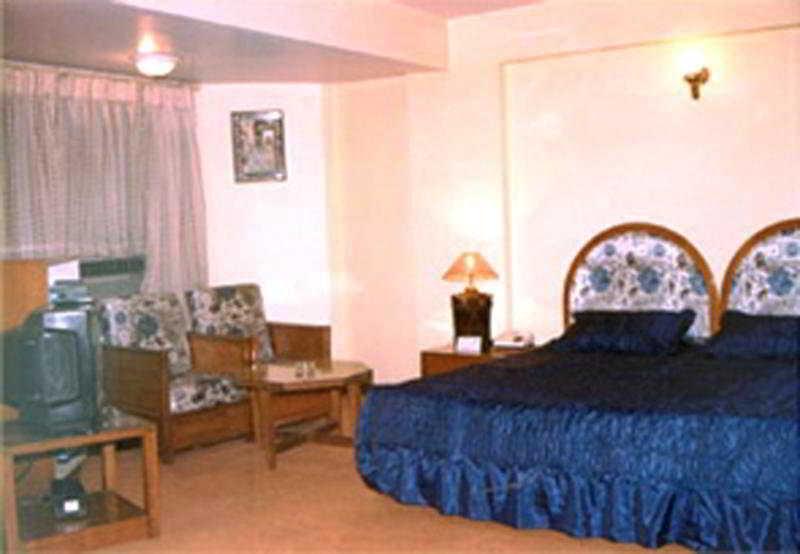 Hotel Ganga Ratan Agra  Exteriör bild