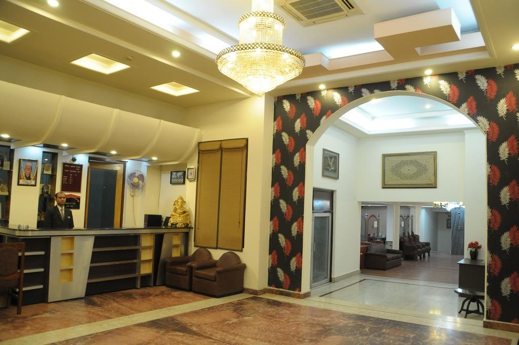Hotel Ganga Ratan Agra  Exteriör bild